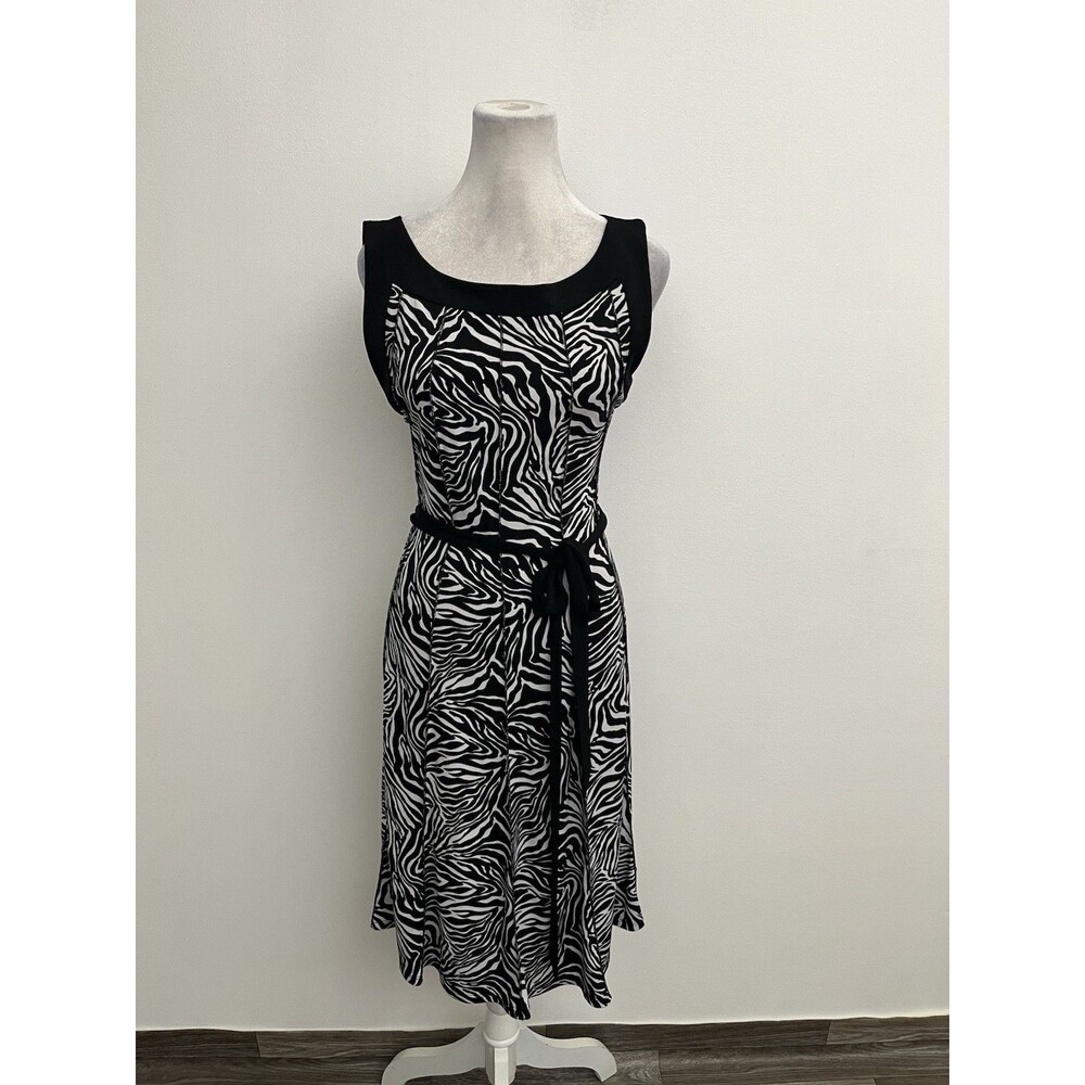 Glamour Women’s Pleated A Line Dress Size 12 Round Neck Sleeveless With Tie